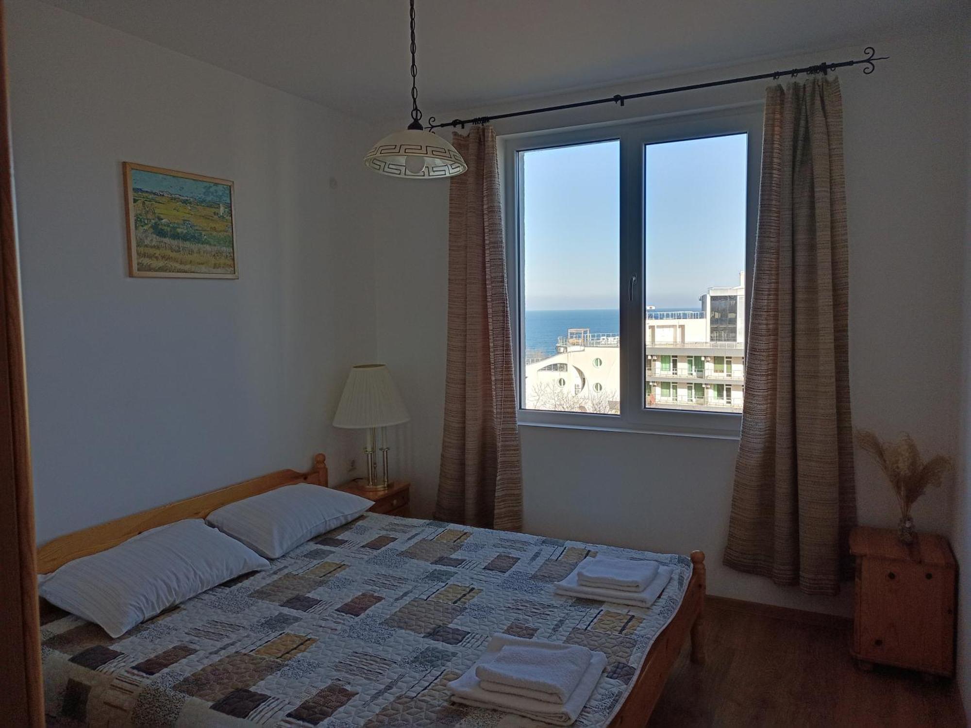 Byala Friendy Sea Apartaments Eksteriør billede